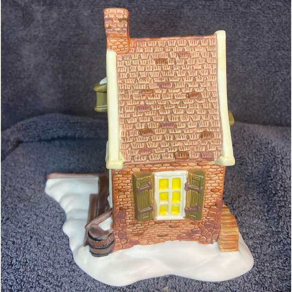 Dept 56  Heritage Village "CHILDE POND AND SKATERS" #5903-0 SET 4 & glass pond - Picture 3 of 9